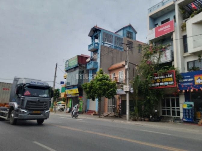 Bán Nhà Mặt Phố Dương Đức Hiền MT 5.6m Lô Góc DT 62m2 Sẵn Quán KD Ngay Bán Nhà Mặt Phố Dương Đức Hiền MT 5.6m Lô Góc DT 62m2 Sẵn Quán KD Ngay