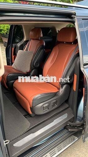 Kia Carnival 2022 2.2D Luxury 8 chỗ - 58000 km