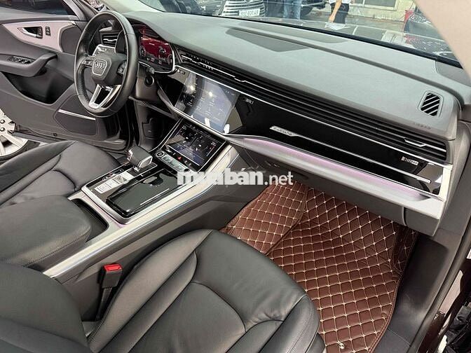 Audi Q8 2021 55 TFSI quattro - 17,000 km