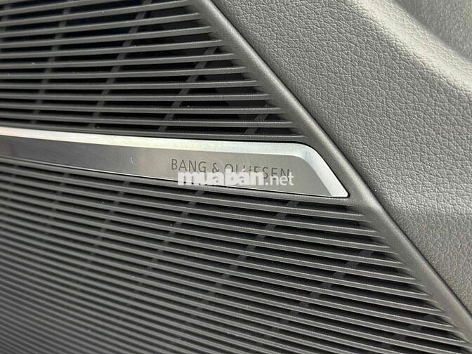 Audi Q8 2021 55 TFSI quattro - 17,000 km