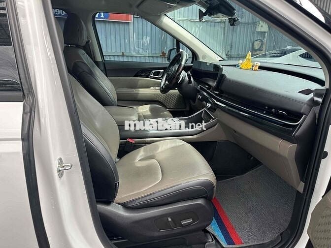 Kia Carnival 2.2D Premium 8 chỗ 2024 - 72000km