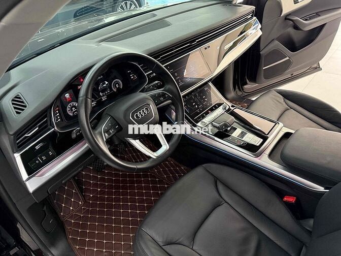 Audi Q8 2021 55 TFSI quattro - 17,000 km