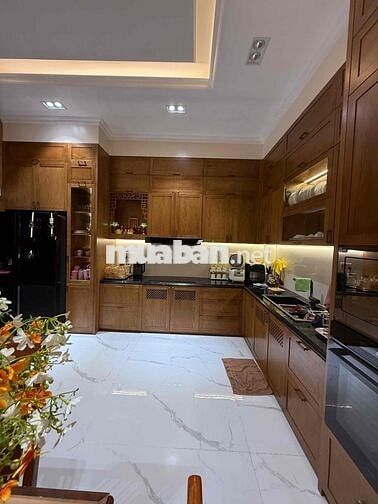 SIÊU PHẨM NHÀ 4 TẦNG VIEW SÔNG HƯỚNG ĐÔNG NAM