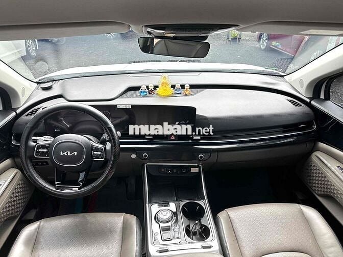 Kia Carnival 2.2D Premium 8 chỗ 2024 - 72000km