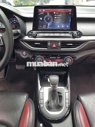 Kia Cerato 2020 2.0 AT Premium - 50000 km