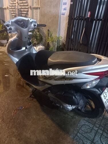 Xe nhà đi Vision 2013 Nguyên Zin, máy êm ru