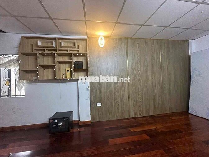 nhà 2 tầng full Nội Thất có 3 phòng ngủ 3wc, hẻm Bình Thành BHH B