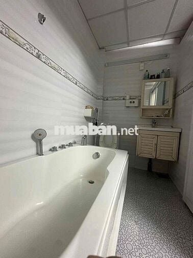 nhà 2 tầng full Nội Thất có 3 phòng ngủ 3wc, hẻm Bình Thành BHH B