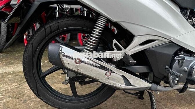 Future fi 2022 trắng đen ( hỗ trợ góp )