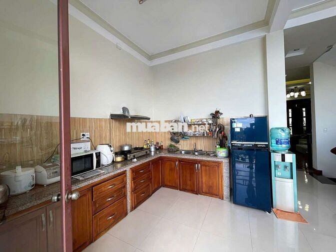 Bán Biệt Thự 237m2 KQH Phường 6 Đà Lạt - Giá chỉ 75 triệu/ m2