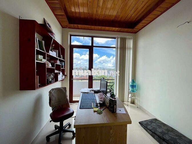 Bán Biệt Thự 237m2 KQH Phường 6 Đà Lạt - Giá chỉ 75 triệu/ m2