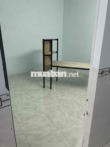 Cho thuê nhà nguyên căn mặt tiền Đx043 nhựa 8m đối diện HT3