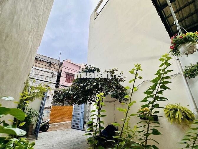 🌿 Nhà Sân Vườn Chill Bình Thạnh – Full Nội Thất,Ở Ngay,Kinh Doanh Tốt