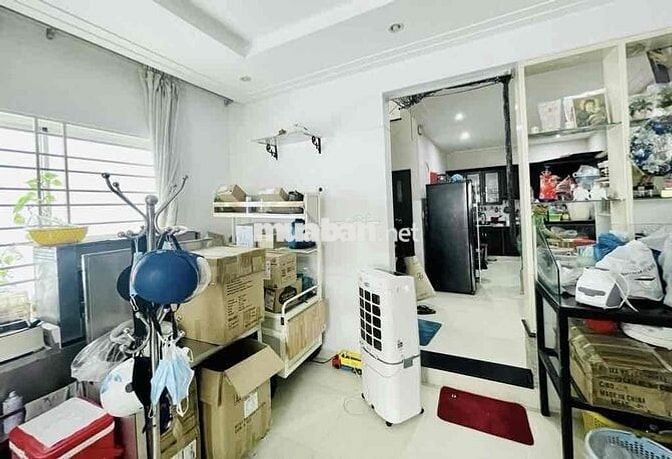 Bán Nhà Đẹp Võ Văn Tần, Quận 3 – Hẻm Xe Hơi Thông – 70m² – 5 Tầng – C