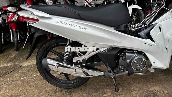 Future fi 2022 trắng đen ( hỗ trợ góp )