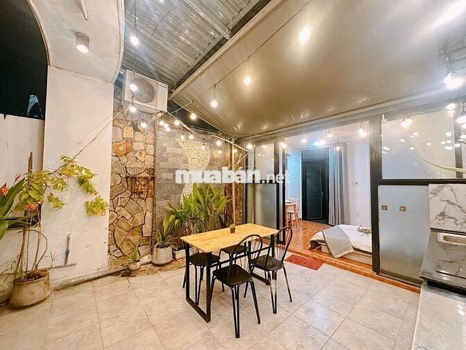 CĂN HỘ DỊCH VỤ 1PN – BAN CÔNG RỘNG – MÁY GIẶT RIÊNG – FULL NỘI THẤT