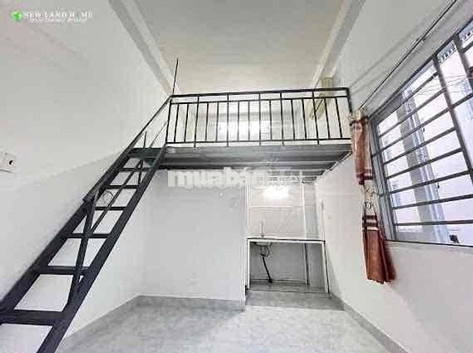 Phòng 1 trệt 1 lầu , Có cửa sổ trời , gần cầu phú mỹ quận 7
