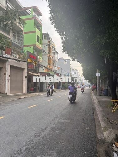 10.x tỷ - Bán nhà cấp 4 mặt tiền Kinh doanh > 92m2 - Sát ĐH Ngân Hàng