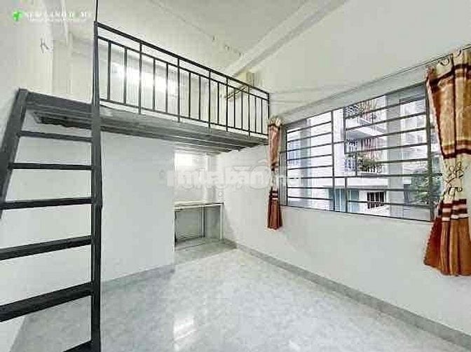 Phòng 1 trệt 1 lầu , Có cửa sổ trời , gần cầu phú mỹ quận 7