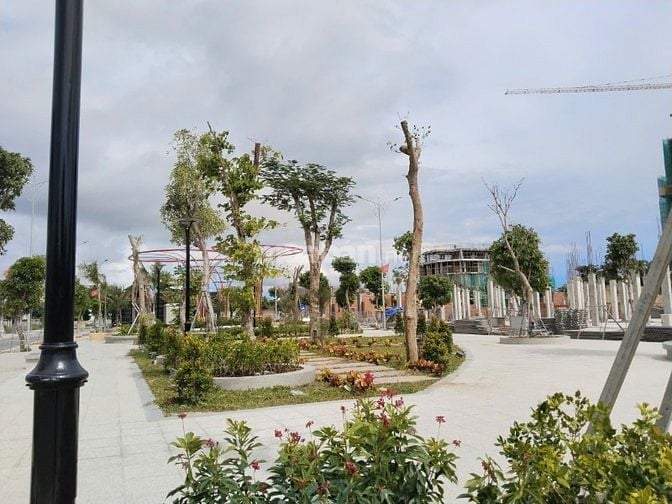 ĐẤT NỀN THUỘC LÕI TRUNG TÂM THÀNH PHỐ ĐÃ SẴN SỔ CÔNG CHỨNG TRONG NGÀY