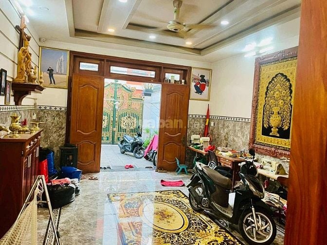 Bán nhà 5 Tầng Mặt tiền Trung Mỹ Tây, Q12