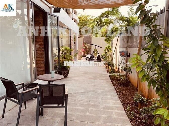 Nhà đẹp 3 tầng hẻm xe hơi đường số 8 P.Trường Thọ, 99,7m2 nở hậu 7,56m