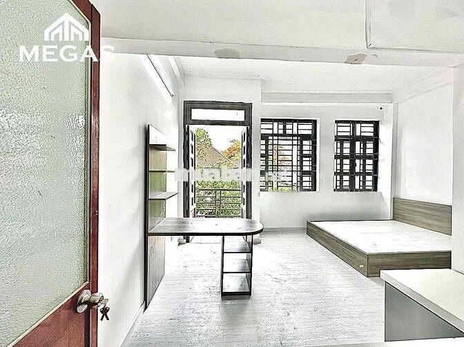 Cho Thuê Studio Ban Công Mới Ngay Phan Huy Ích Giá Rẻ An Ninh