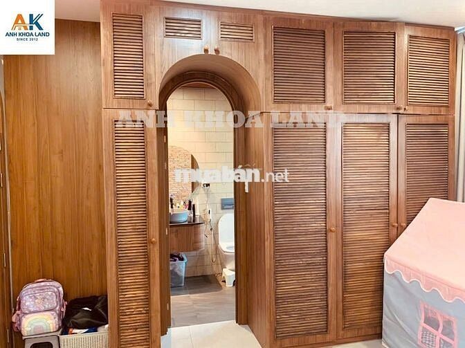 Nhà đẹp 3 tầng hẻm xe hơi đường số 8 P.Trường Thọ, 99,7m2 nở hậu 7,56m