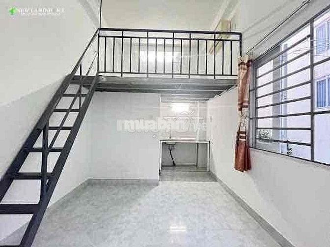 Phòng 1 trệt 1 lầu , Có cửa sổ trời , gần cầu phú mỹ quận 7