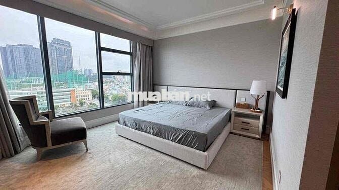 Cho thuê căn hộ 3PN 124m² Sunwah Pearl view sông Ba Son quận 1