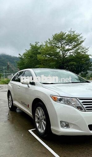 Toyota Venza, xe gia đình cán bộ sử dụng giữ gìn