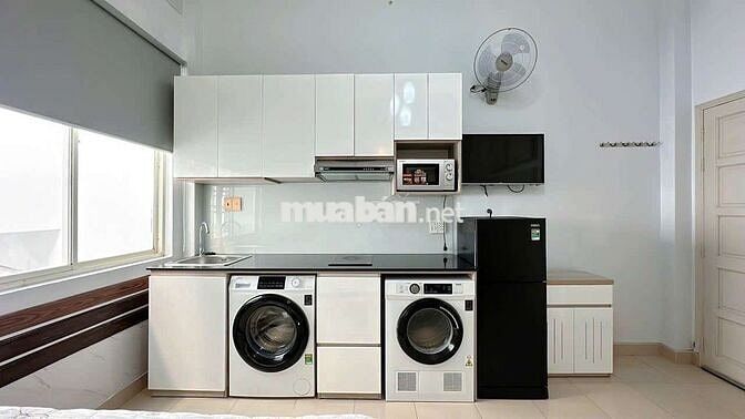 Cho Thuê Studio Cao Cấp Đường Nguyễn Gia Trí Gần Trường UTH FTU