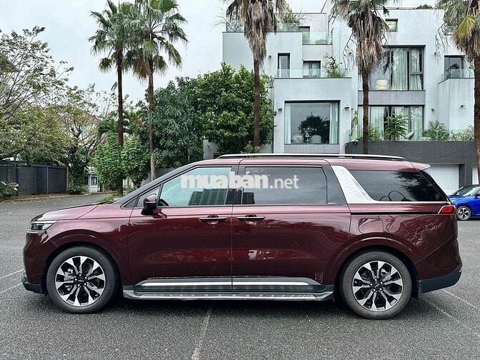 Kia Carnival 2022 3.5G Signature 7 chỗ - 46000 km