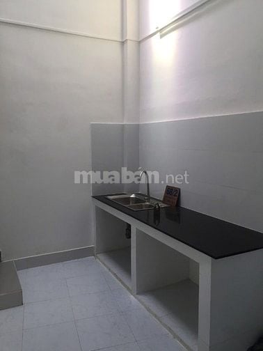 Chính chủ Hẻm lớn 68 HànHảiNguyên, 2 bước ra mặt tiền đường 3/2  