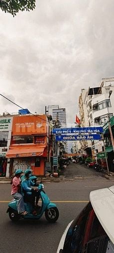 Cho Thuê nhà 2MT. 18A Nguyễn Thị Minh Khai. P. Sài Gòn. 