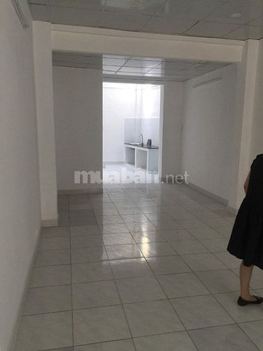 Chính chủ Hẻm lớn 68 HànHảiNguyên, 2 bước ra mặt tiền đường 3/2  