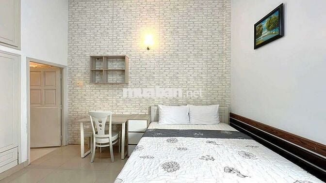 Cho Thuê Studio Cao Cấp Đường Nguyễn Gia Trí Gần Trường UTH FTU