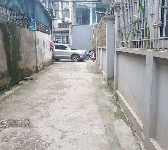 Bán đất thổ cư phố Cổ Linh- đối diện Aeon Long Biên 100m chia 2 lô Bán đất thổ cư phố Cổ Linh- đối diện Aeon Long Biên 100m chia 2 lô