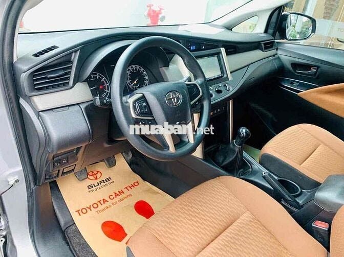 Toyota Innova 2020 E 2.0 MT - bảo hành Toyota