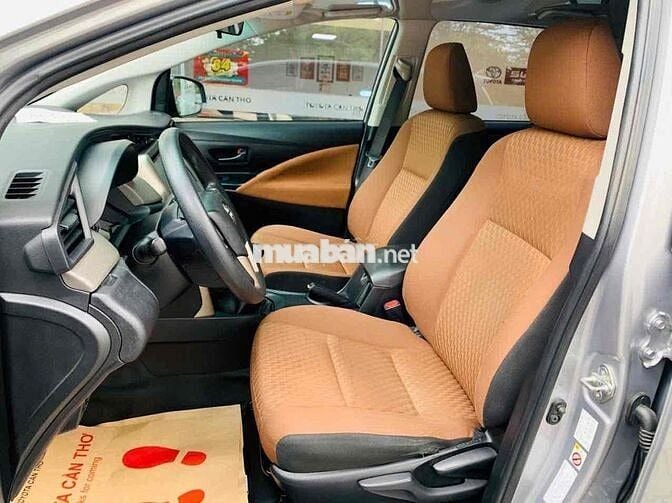 Toyota Innova 2020 E 2.0 MT - bảo hành Toyota