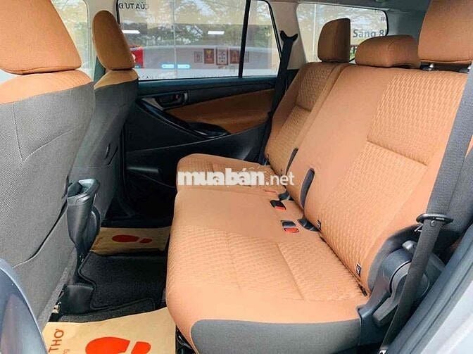 Toyota Innova 2020 E 2.0 MT - bảo hành Toyota