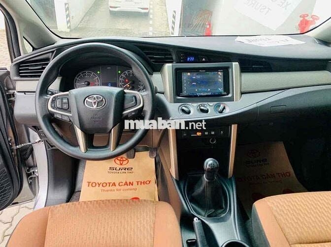 Toyota Innova 2020 E 2.0 MT - bảo hành Toyota