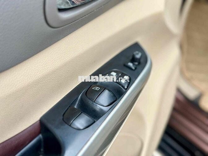 Nissan Navara 2017 NP300 EL 4x2 AT - 108000 km