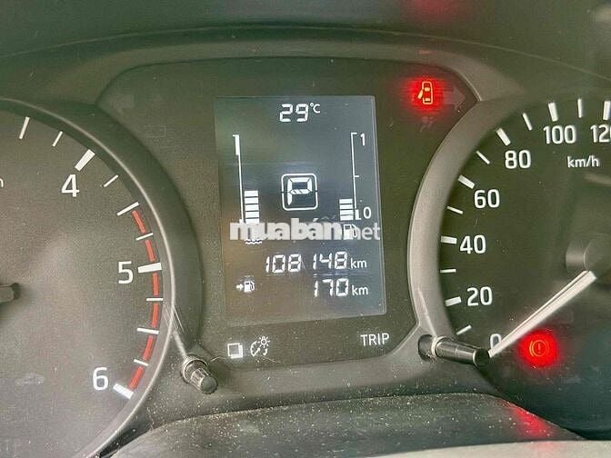 Nissan Navara 2017 NP300 EL 4x2 AT - 108000 km