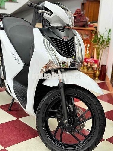 Sh 125 2016 khoá ga. biển 43