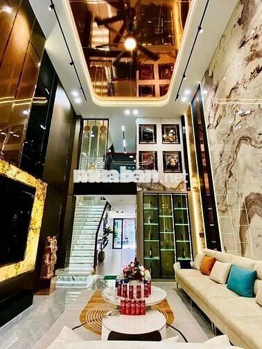 CHO THUÊ NHÀ MẶT TIỀN ĐƯỜNG TRƯỜNG CHINH, DT 4X25 TRỆT 4 LẦU