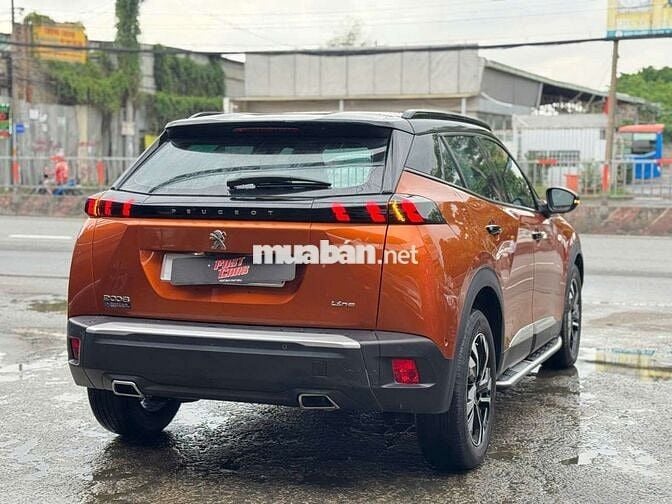 Peugeot 2022 GT Line 1.2 Turbo, màu cam, 57.000 km