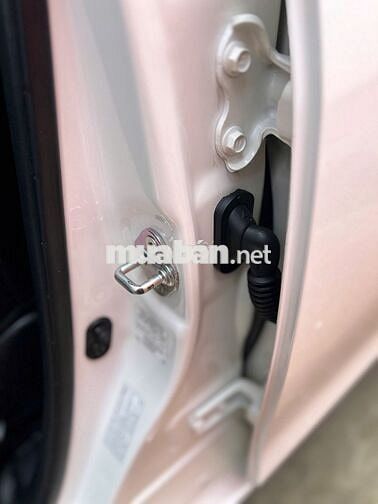 Toyota Vios 2020 1.5E MT - 80000 km