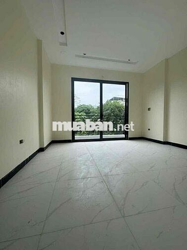 4,2 tỷ ô tô để gara nhà Gần đh Thể Dục Thể Thao 4,2 tỷ ô tô để gara nhà Gần đh Thể Dục Thể Thao