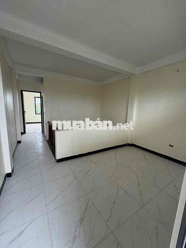 4,2 tỷ ô tô để gara nhà Gần đh Thể Dục Thể Thao 4,2 tỷ ô tô để gara nhà Gần đh Thể Dục Thể Thao